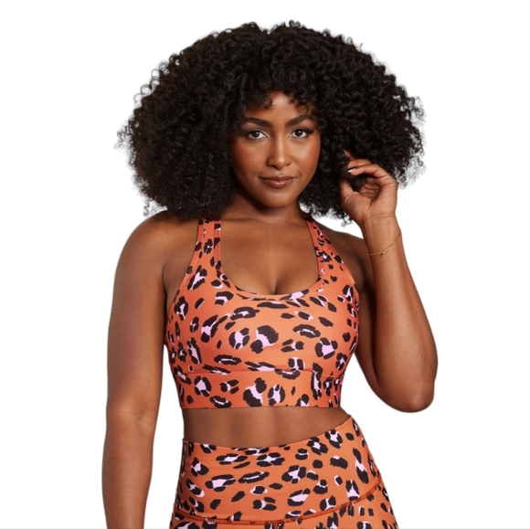 Fabletics Medium Impact Sports Bra - Picture 2 of 8